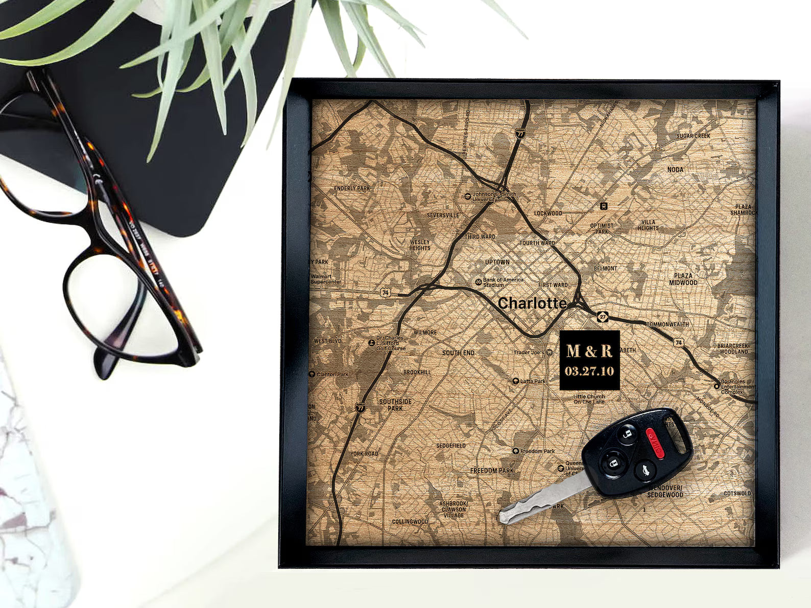 Wood Map Tray - 5th Anniversary Gift for Her - Personalized Wood Anniversary Gift for Wife