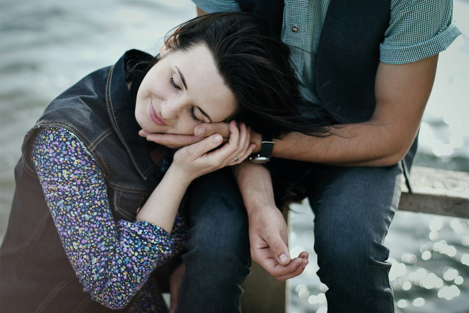 Gift ideas and ways to celebrate your 6th year wedding anniversary